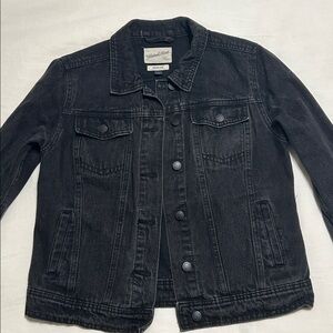 Universal Thread women’s black denim Freeborn jacket